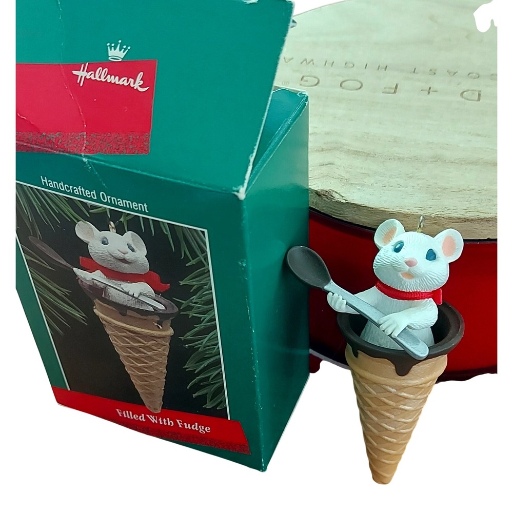 Vintage 1988 Hallmark Keepsake Ornament Mouse in Fudge Waffle Cone QX419-1